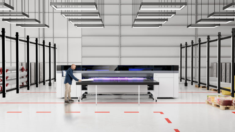 Canon brings large format innovation to PRINTING United