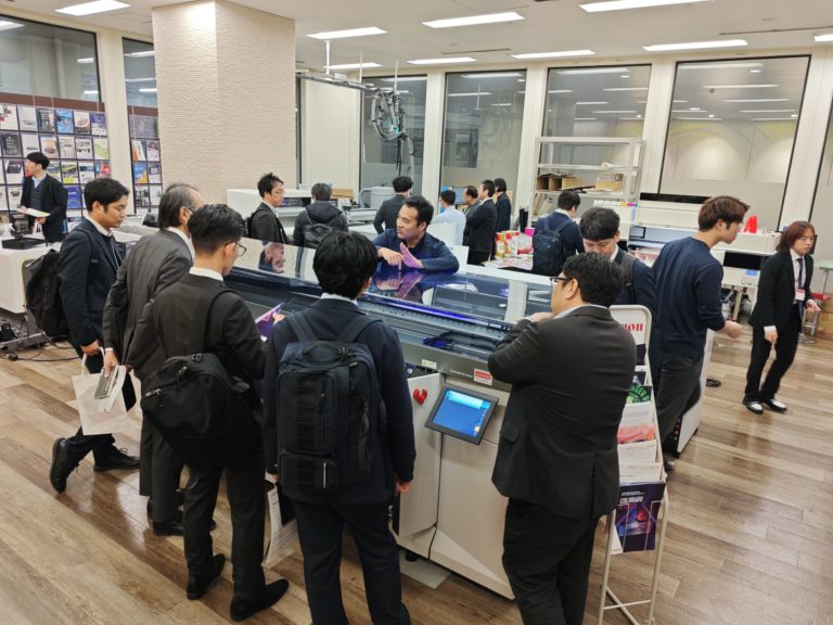 Growing UVgel in Western Japan: Highlights from Selcam’s Exclusive Show